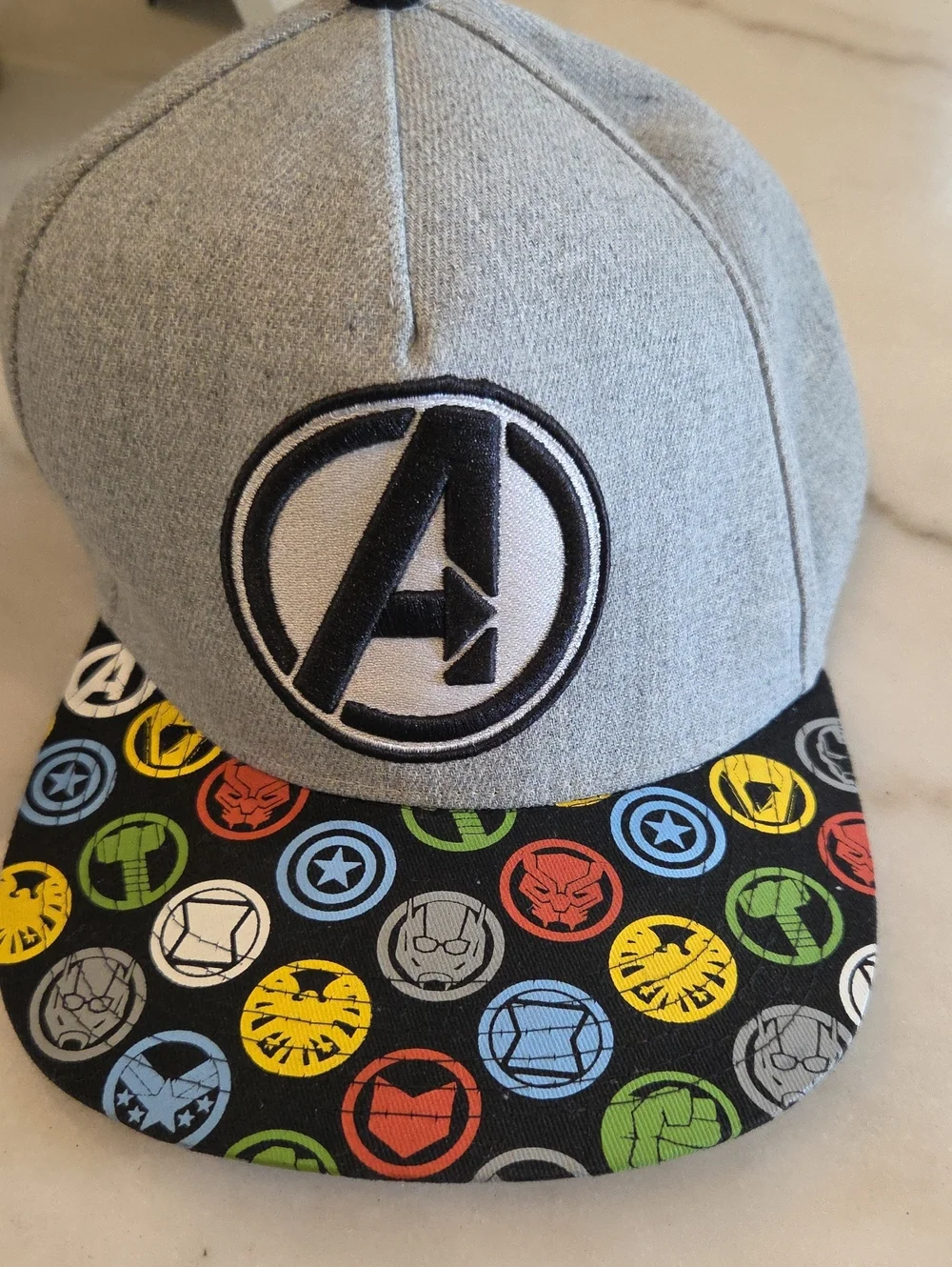 Grey Avengers Logo Snapback Hat with Multicolor Brim